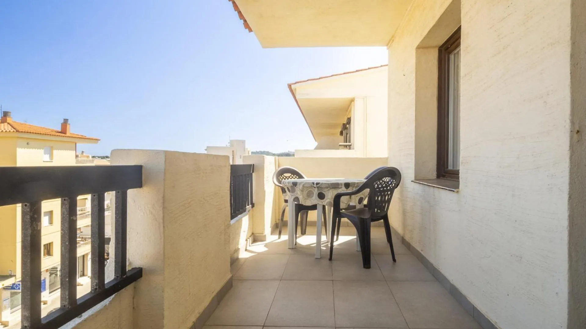 Apartment Apartamento Centrico En Riells Con Terraza A 100M De La Playa - Es-325-3 Torroella De Montgri Spain