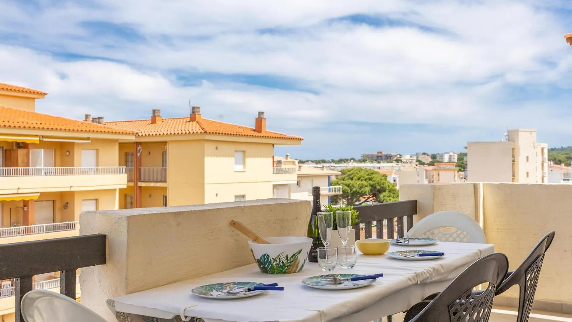 Apartamento Centrico En Riells Con Terraza A 100M De La Playa - Es-325-3 Torroella de Montgrí 0*,  Spanien