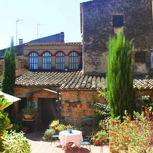 La Riera Hotel