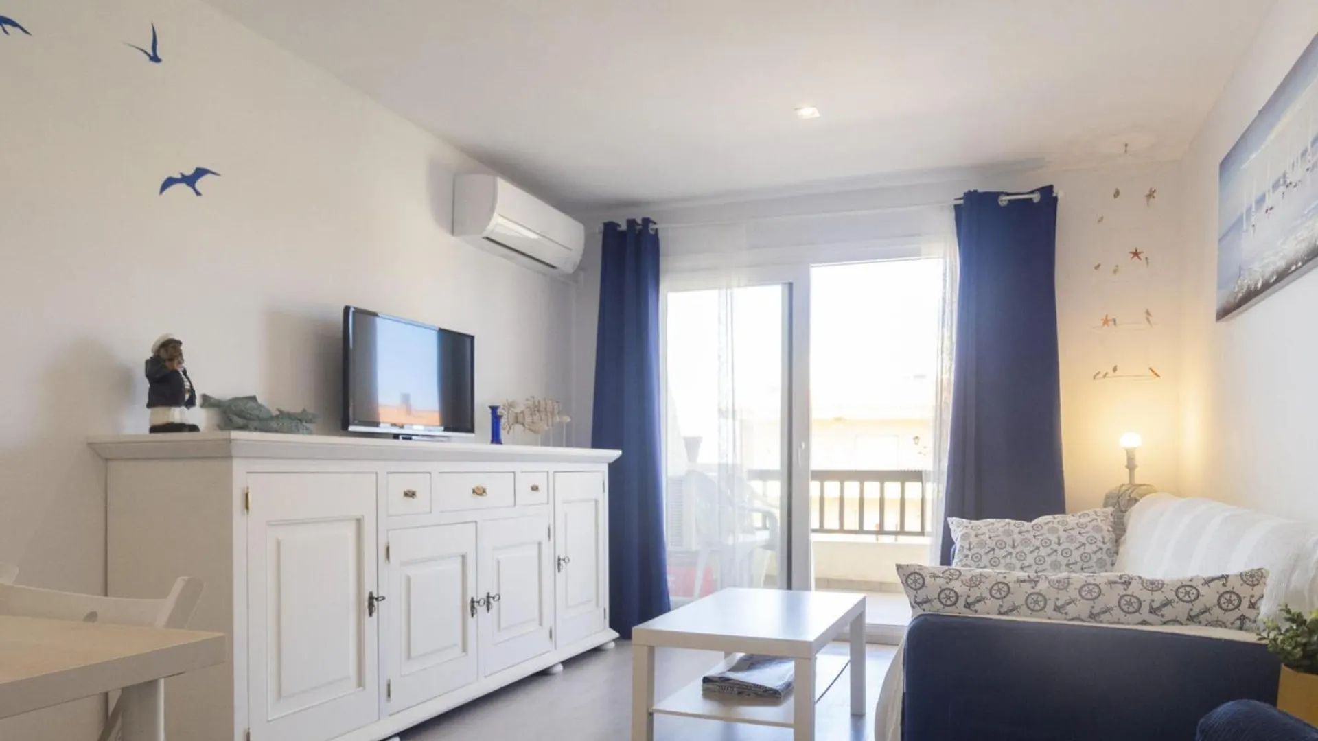 Apartamento Centrico En Riells Con Terraza A 100M De La Playa - Es-325-3 Torroella De Montgri Spain